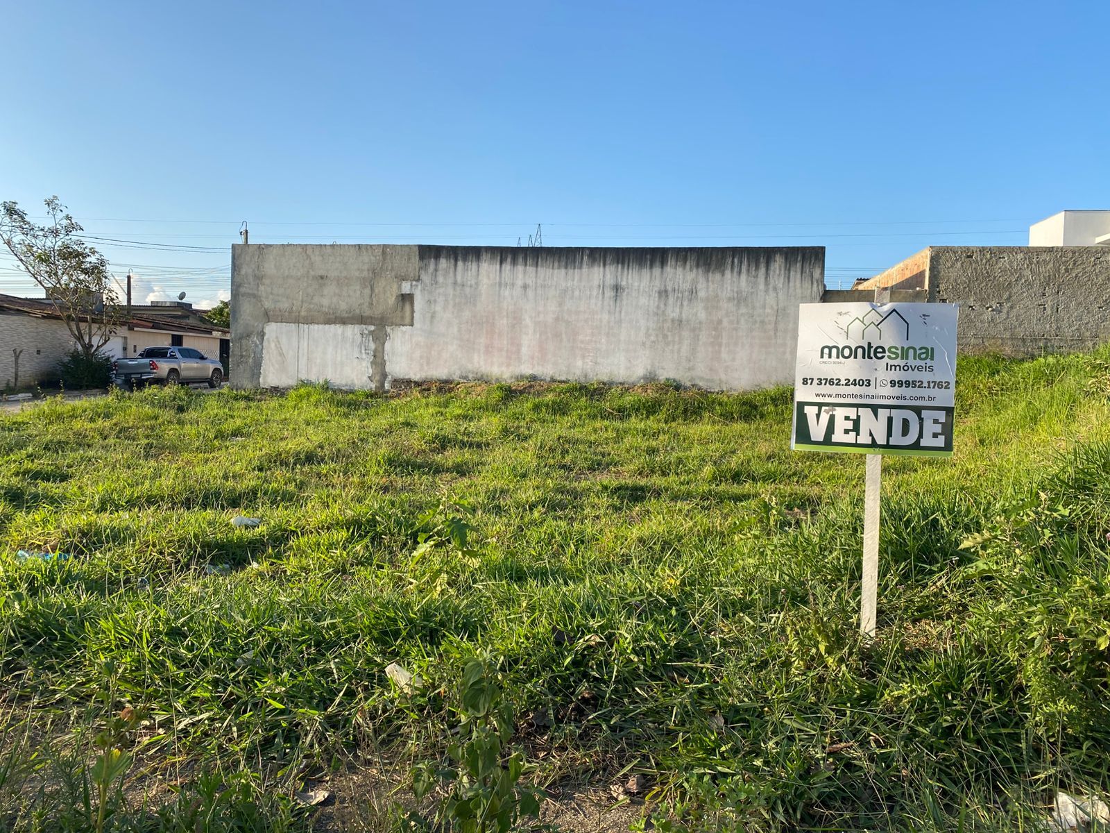 Imagens do imóveis R$80.000,00Terreno à venda no bairro Severiano de Moraes Filho - Garanhuns/PE