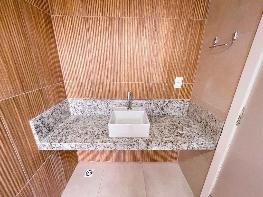 Imagens do imóveis Casa com 4 quartos à venda, 274 m² por R$ 1.400.000 - Heliópolis - Garanhuns/PE