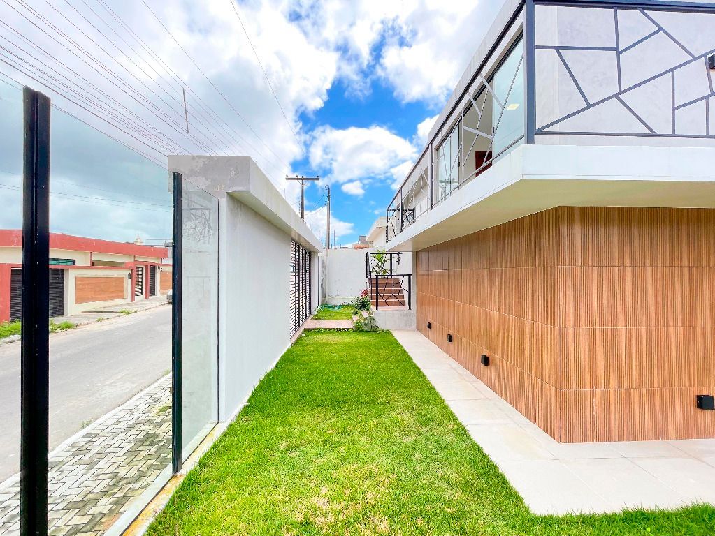 Imagens do imóveis Casa com 4 quartos à venda, 274 m² por R$ 1.400.000 - Heliópolis - Garanhuns/PE