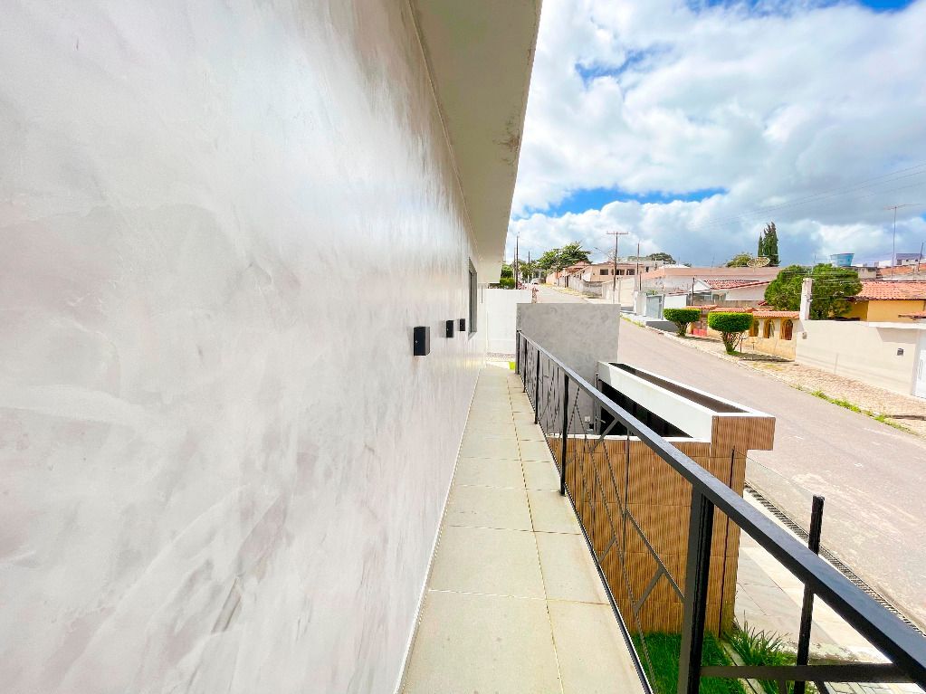 Imagens do imóveis Casa com 4 quartos à venda, 274 m² por R$ 1.400.000 - Heliópolis - Garanhuns/PE