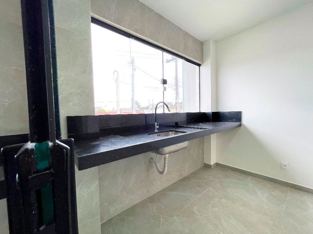 Casa com 4 quartos à venda, 274 m² por R$ 1.400.000 - Heliópolis - Garanhuns/PE