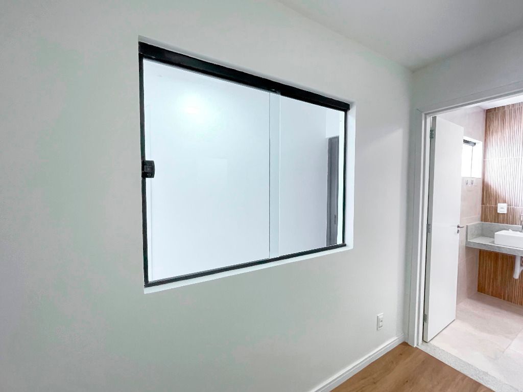 Casa com 4 quartos à venda, 274 m² por R$ 1.400.000 - Heliópolis - Garanhuns/PE