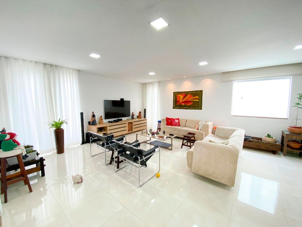 Imagens do imóveis Casa com 4 quartos à venda, 460 m² por R$ 1.400.000 - Condomínio Morada Nobre - Garanhuns/PE