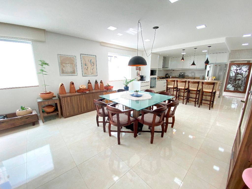 Imagens do imóveis Casa com 4 quartos à venda, 460 m² por R$ 1.400.000 - Condomínio Morada Nobre - Garanhuns/PE