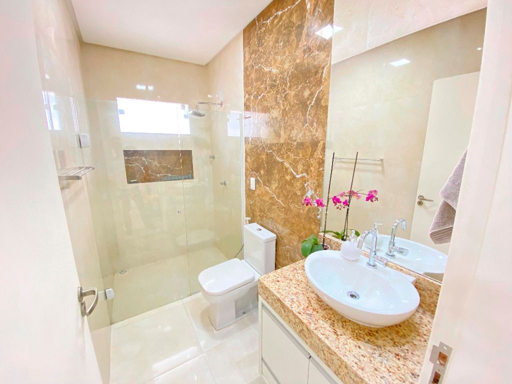 Imagens do imóveis Casa com 4 quartos à venda, 460 m² por R$ 1.400.000 - Condomínio Morada Nobre - Garanhuns/PE