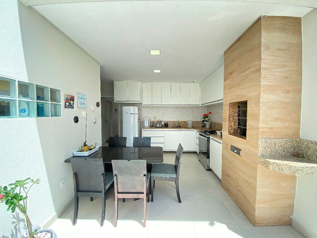 Imagens do imóveis Casa com 4 quartos à venda, 460 m² por R$ 1.400.000 - Condomínio Morada Nobre - Garanhuns/PE