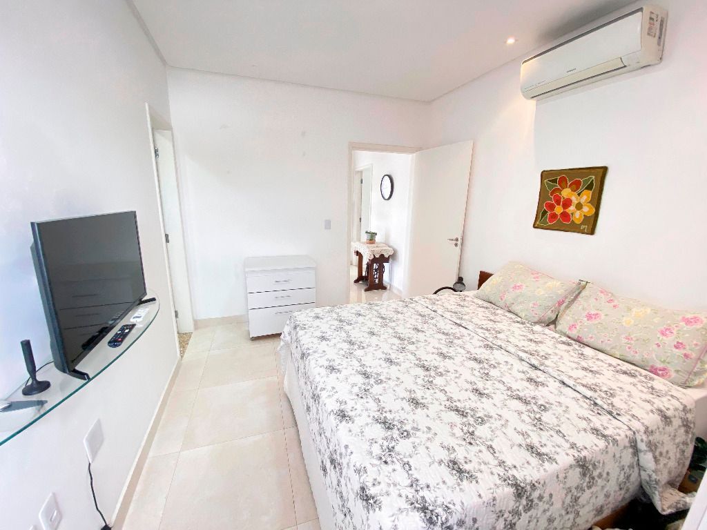 Casa com 4 quartos à venda, 460 m² por R$ 1.400.000 - Condomínio Morada Nobre - Garanhuns/PE