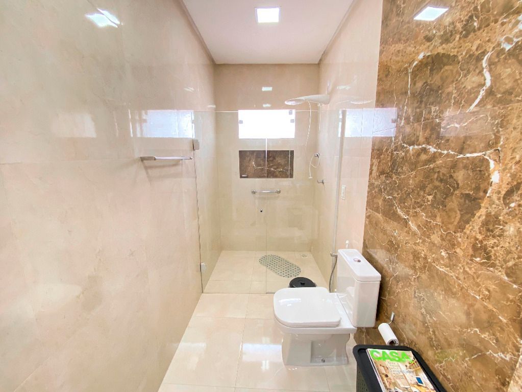 Casa com 4 quartos à venda, 460 m² por R$ 1.400.000 - Condomínio Morada Nobre - Garanhuns/PE