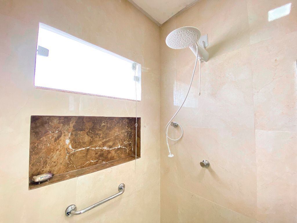 Casa com 4 quartos à venda, 460 m² por R$ 1.400.000 - Condomínio Morada Nobre - Garanhuns/PE