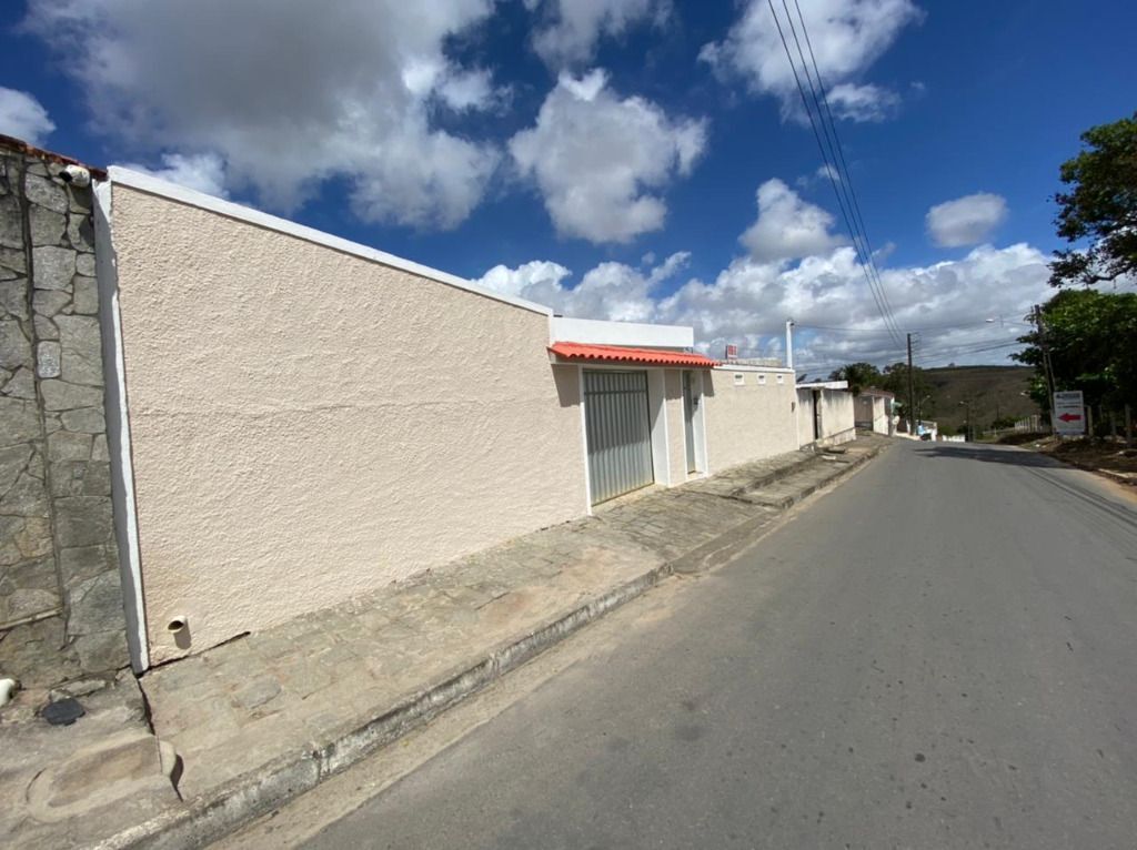 Imagens do imóveis Casa com 4 quartos à venda, 153 m² por R$ 600.000 - Dom Thiago Postma - Garanhuns/PE