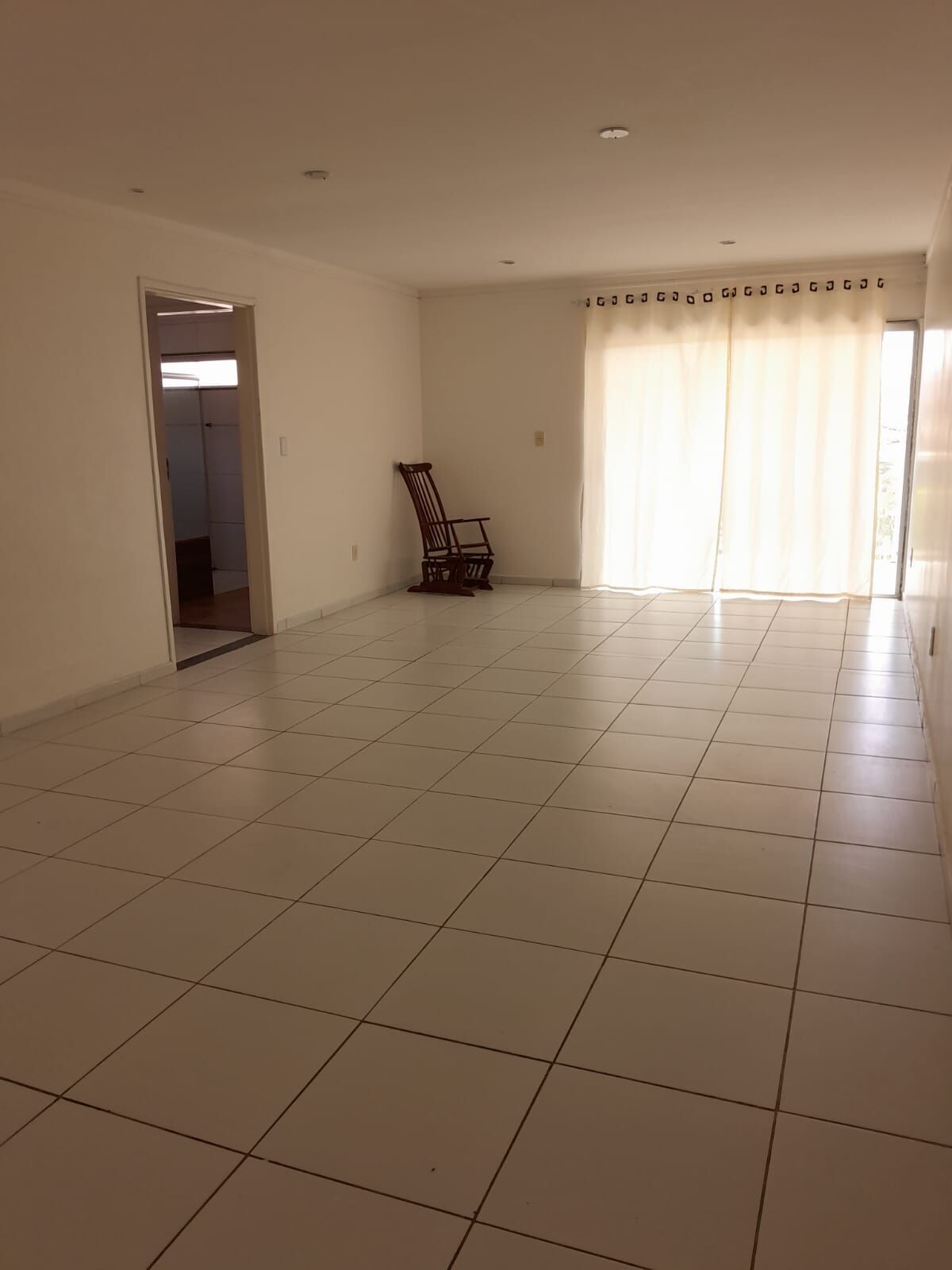 Casa Alto Padrão aluguel por R$ 3.500,00 Bairro Francisco Simão dos Santos prox a quarta igreja