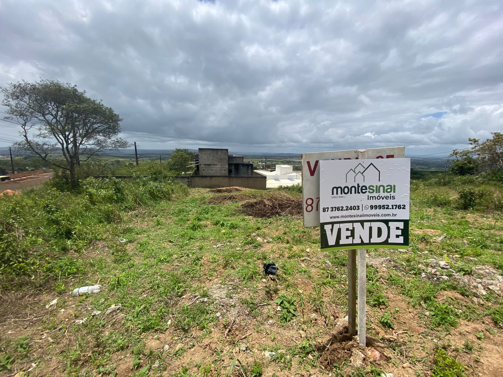 Imagens do imóveis Terreno à venda no Loteamento Arco Iris  em Garanhuns/PE