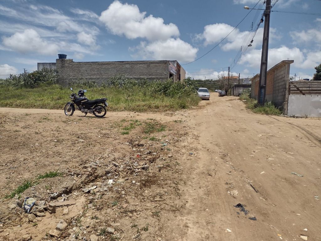 Imagens do imóveis Terreno à venda, 120 m² por R$ 38.000 - Dom Hélder Câmara - Garanhuns/PE
