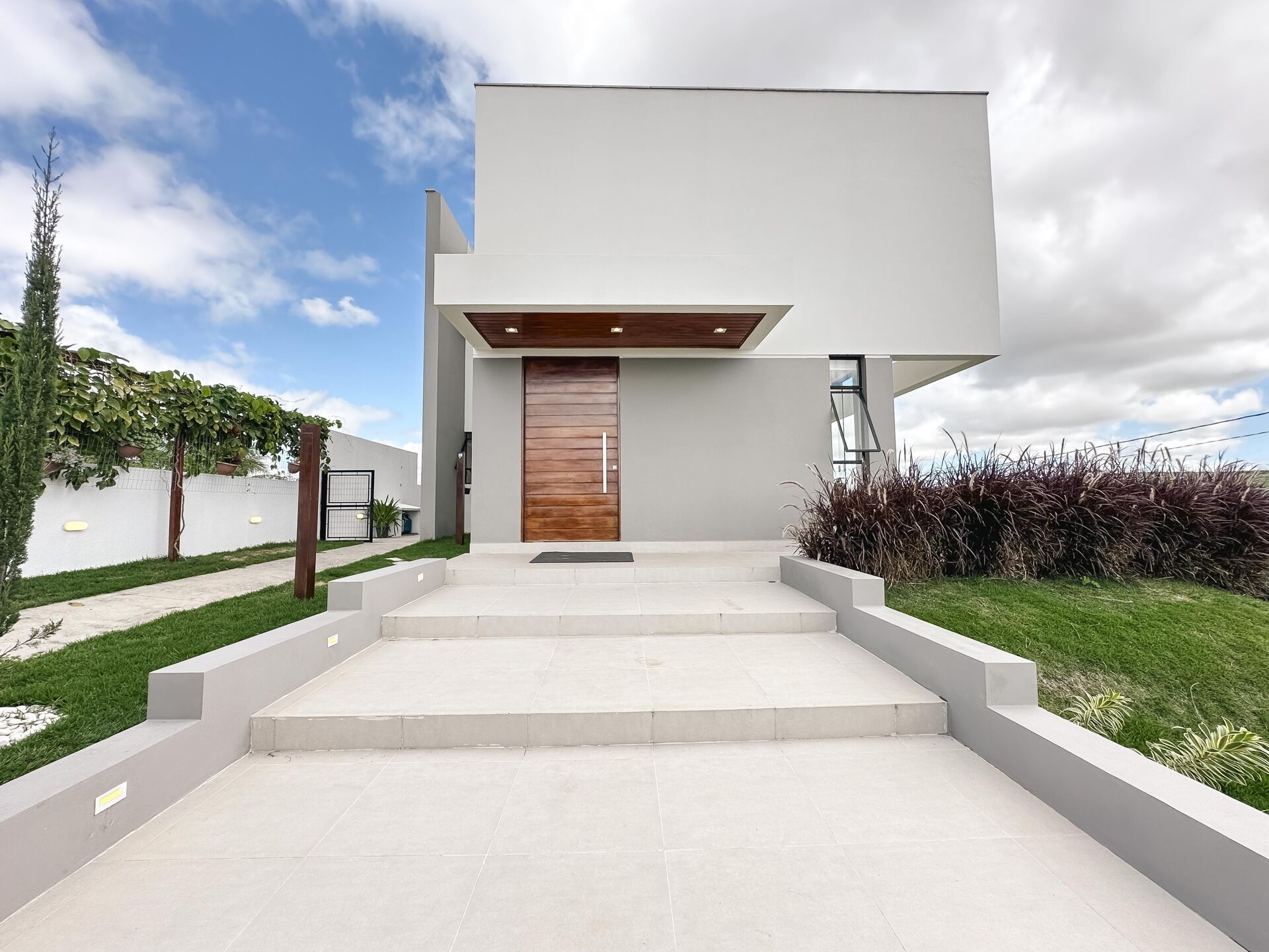 Imagens do imóveis Casa Alto Padrão a venda por R$ 1.350.000,00 no Condominio Ville De Fluers