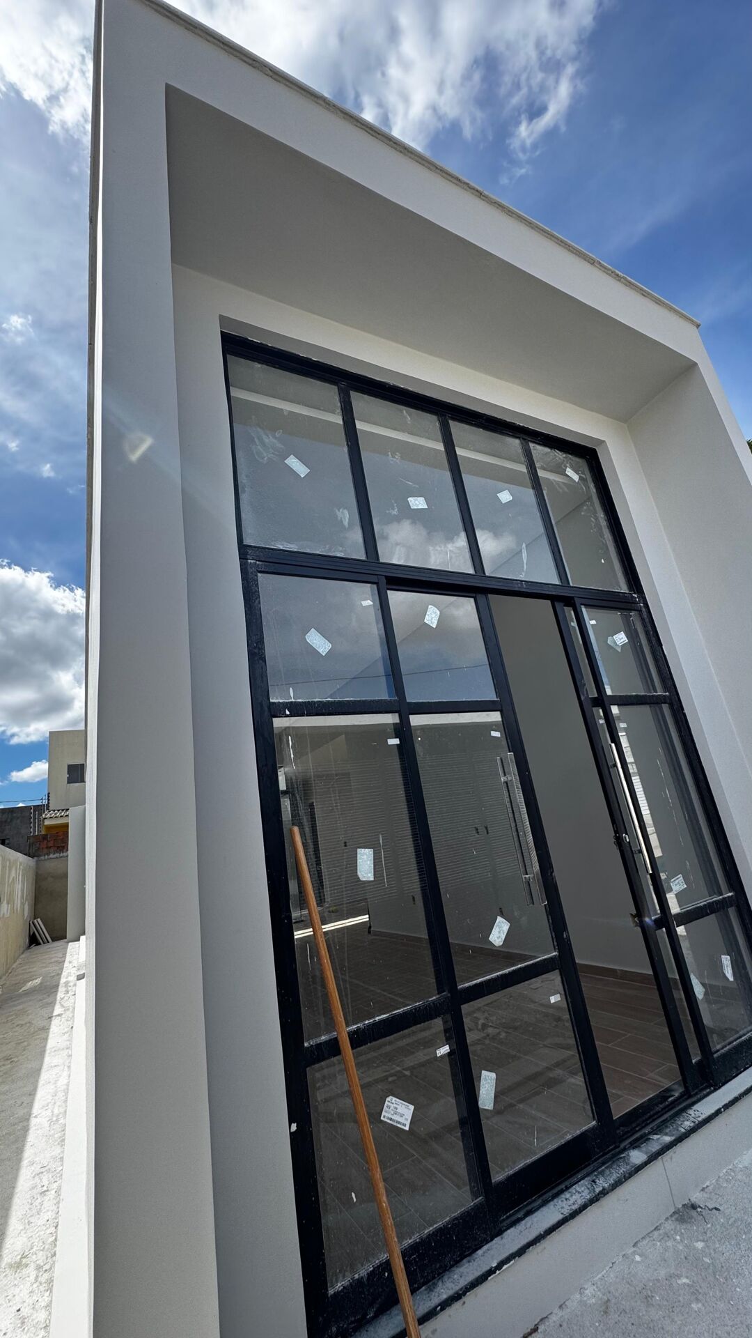 Imagens do imóveis adrão à venda no bairro Severiano Moraes Filho em Garanhuns-PE por 400.000,00