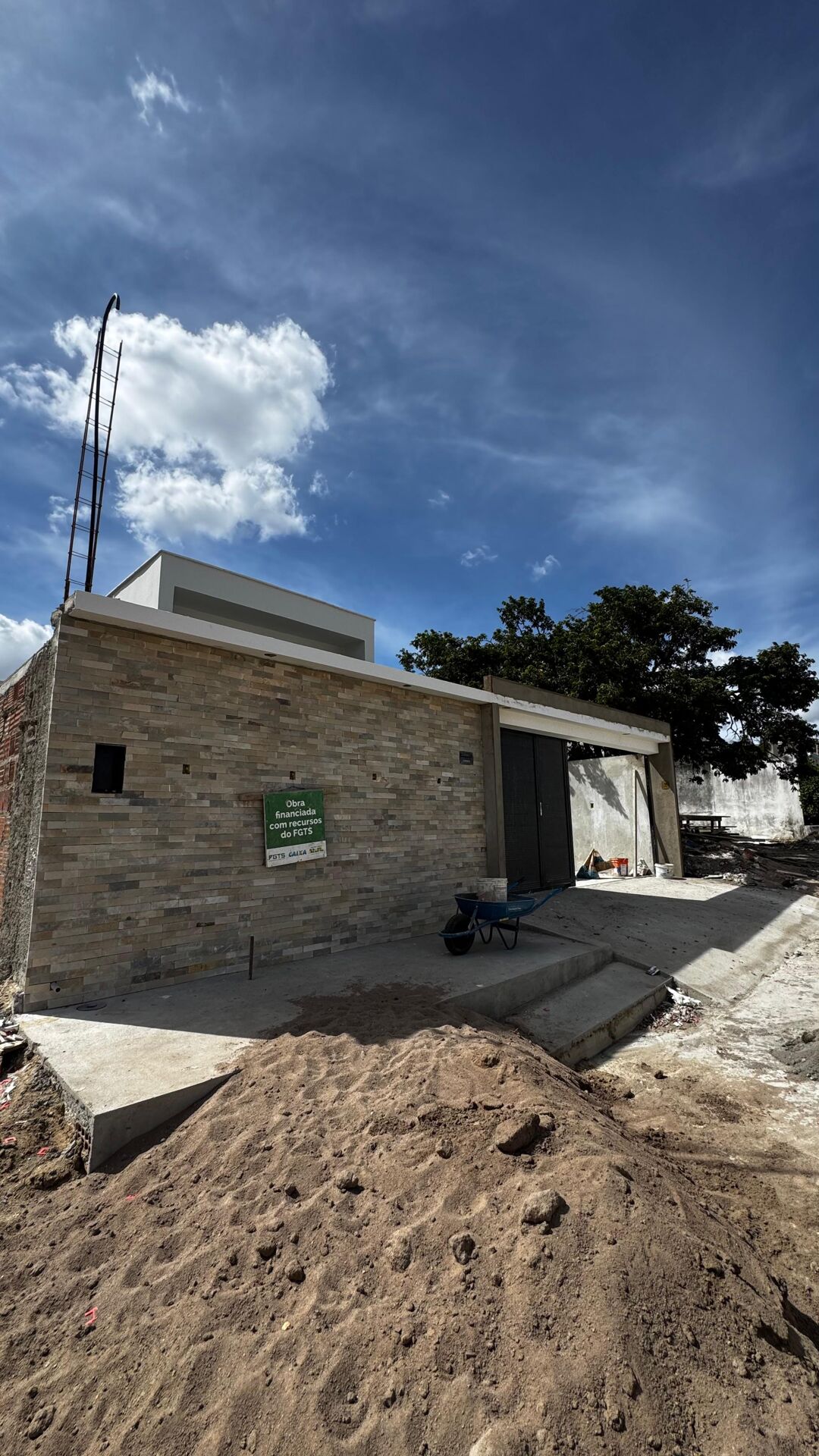 Imagens do imóveis adrão à venda no bairro Severiano Moraes Filho em Garanhuns-PE por 400.000,00