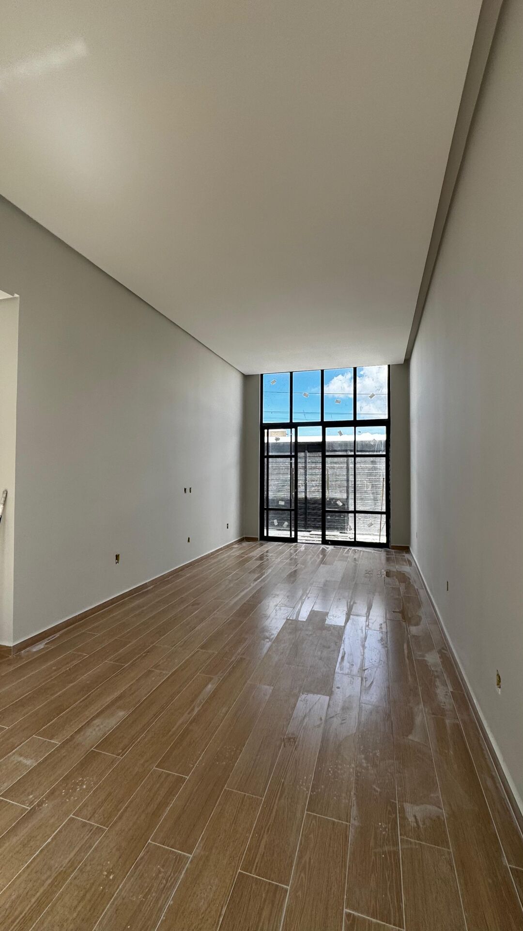 Imagens do imóveis adrão à venda no bairro Severiano Moraes Filho em Garanhuns-PE por 400.000,00