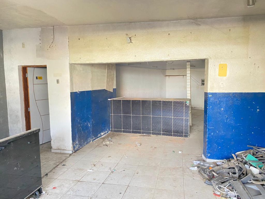 Salão - venda por R$ 330.000 ou aluguel por R$ 2.000/mês - Heliópolis - Garanhuns/PE