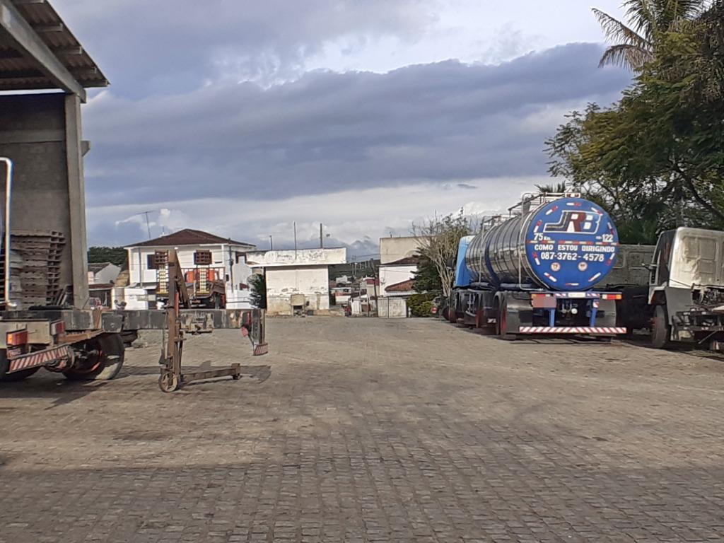 Terreno para alugar por R$ 15.000,00/mês - Francisco Simão dos Santos Figueira - Cohab 2 - Garanhuns/PE