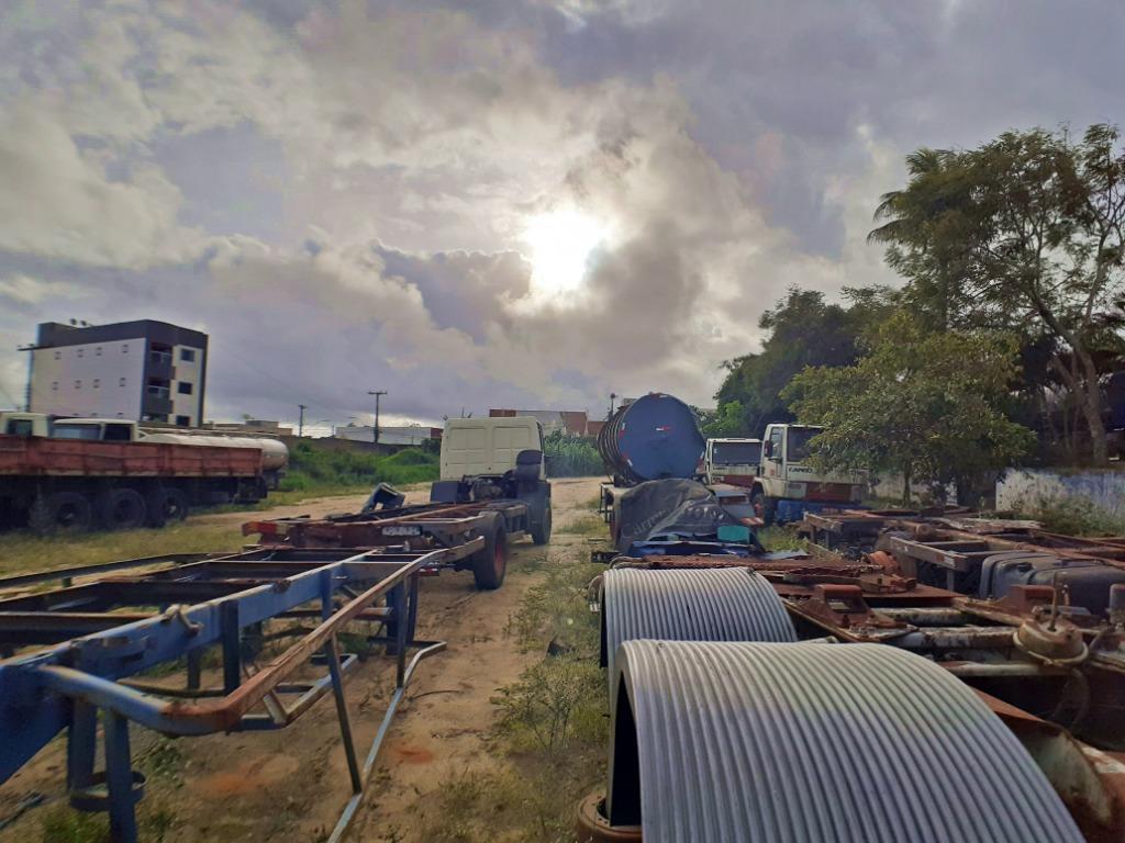 Terreno para alugar por R$ 15.000,00/mês - Francisco Simão dos Santos Figueira - Cohab 2 - Garanhuns/PE
