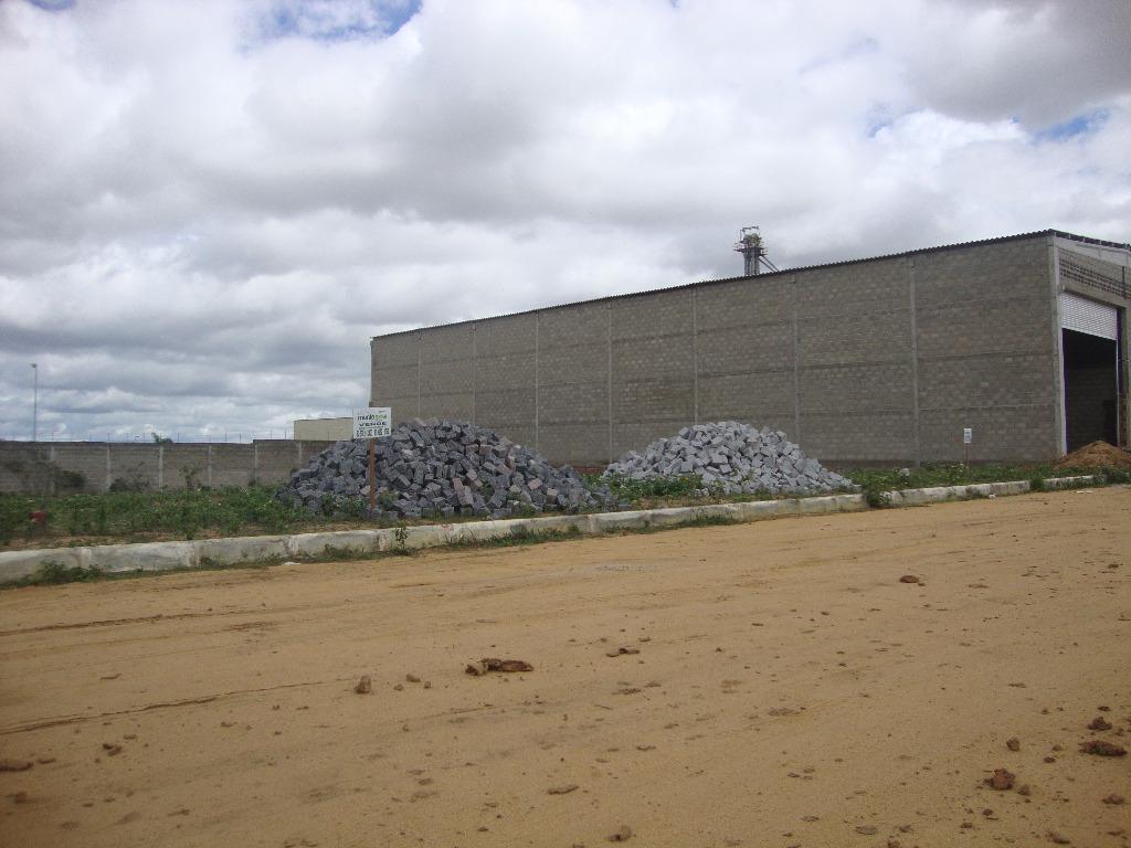 Imagens do imóveis Terreno comercial à venda, 645 m² por R$ 150.000 - Francisco Simão dos Santos Figueira - Cohab 2 - Garanhuns/PE
