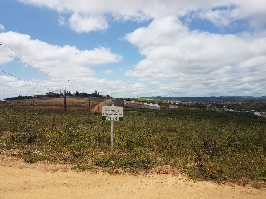 Imagens do imóveis Terreno à venda, 250 m² por R$ 40.000,00 - Severiano Moraes Filho - Garanhuns/PE