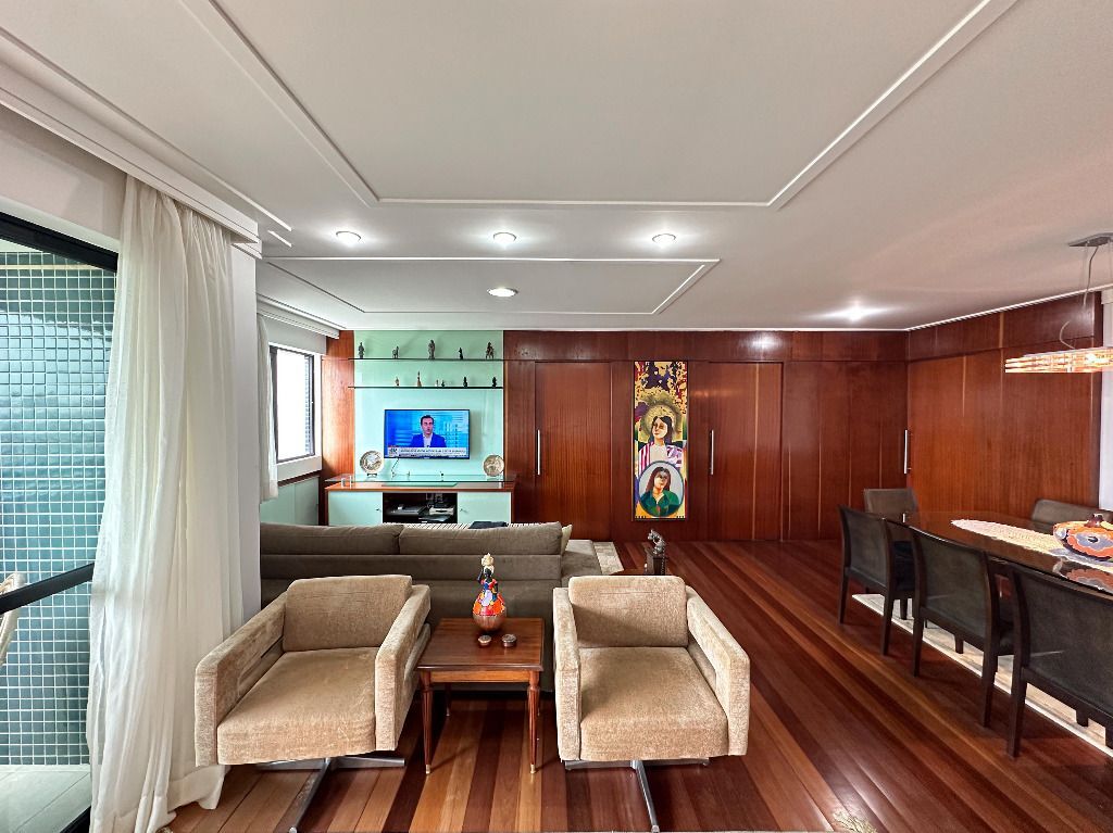 Apartamento com 3 quartos à venda por R$ 1.200.000 - Heliópolis - Garanhuns/PE