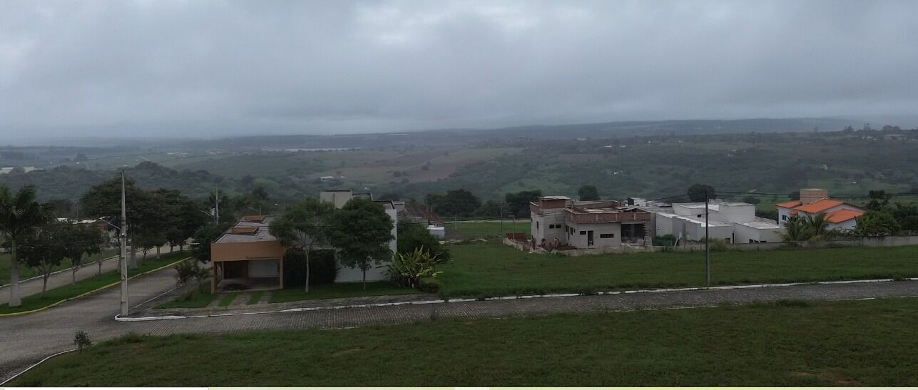 Imagens do imóveis Terreno á venda por R$ 85.000,00 no Condomínio Anumará