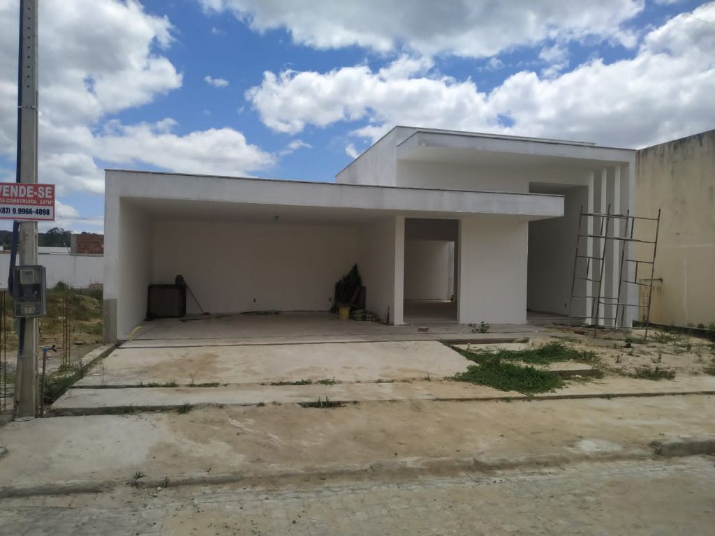 Imagens do imóveis Casa com 3 quartos à venda por R$ 1.200.000 - Condomínio Morada Nobre - Garanhuns/PE