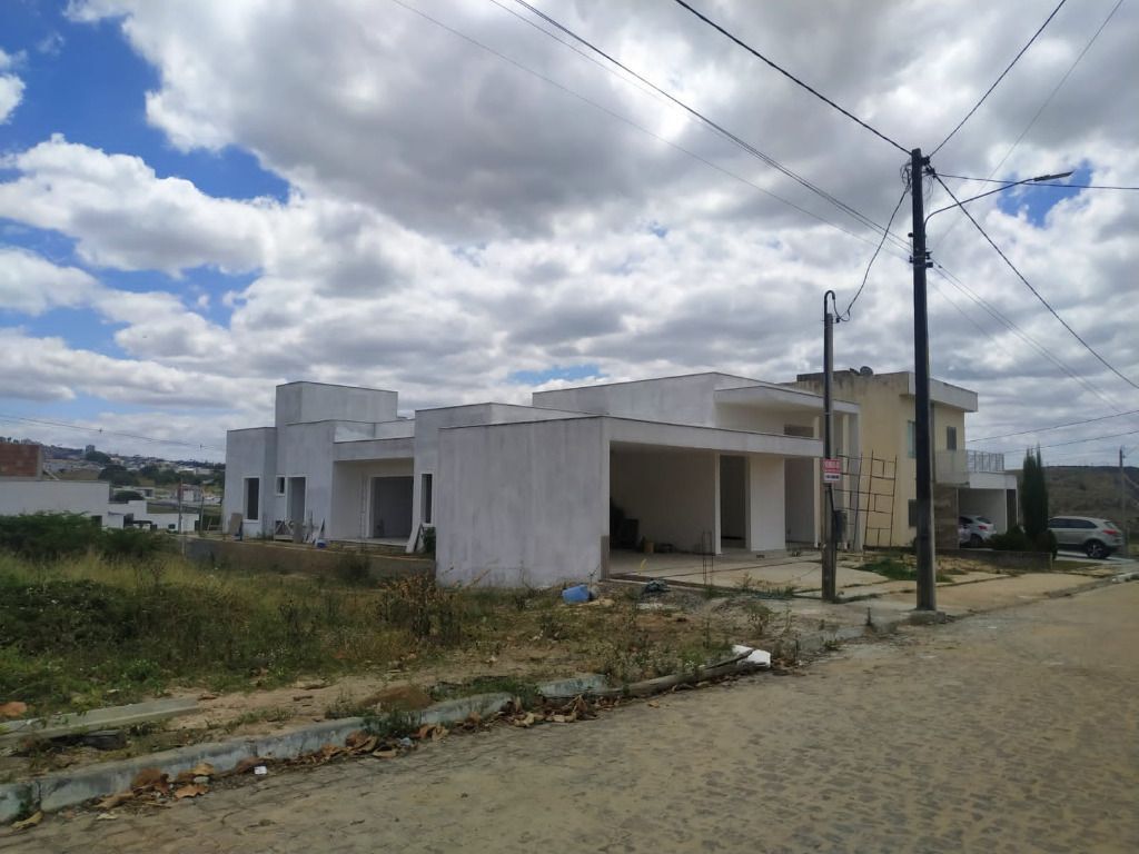 Imagens do imóveis Casa com 3 quartos à venda por R$ 1.200.000 - Condomínio Morada Nobre - Garanhuns/PE