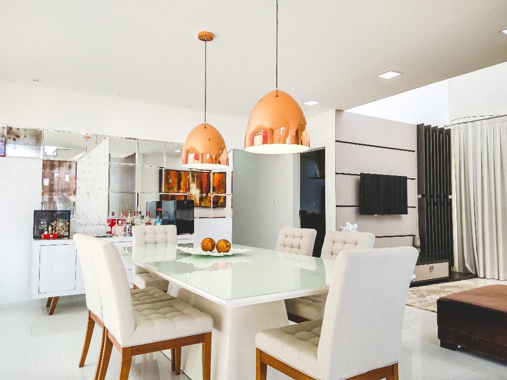 Casa com 4 quartos à venda, 298 m² por R$ 1.900.000,00 - Condomínio Bellevue - Garanhuns/PE