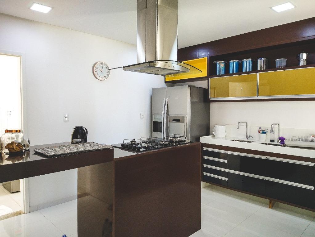 Casa com 4 quartos à venda, 298 m² por R$ 1.900.000,00 - Condomínio Bellevue - Garanhuns/PE