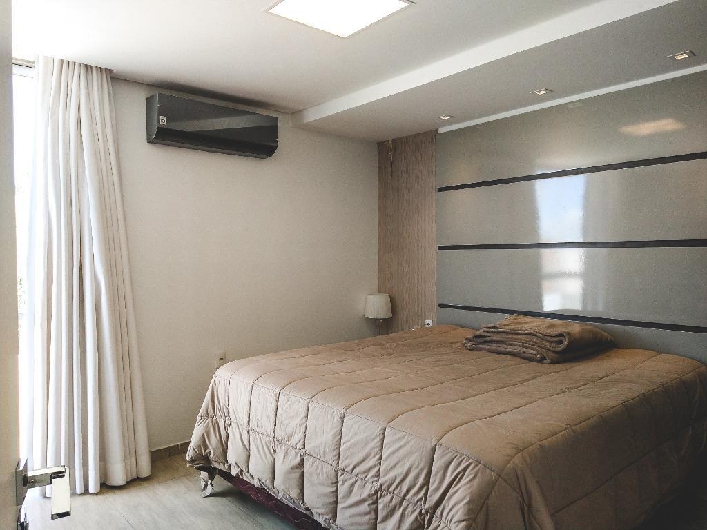 Casa com 4 quartos à venda, 298 m² por R$ 1.900.000,00 - Condomínio Bellevue - Garanhuns/PE