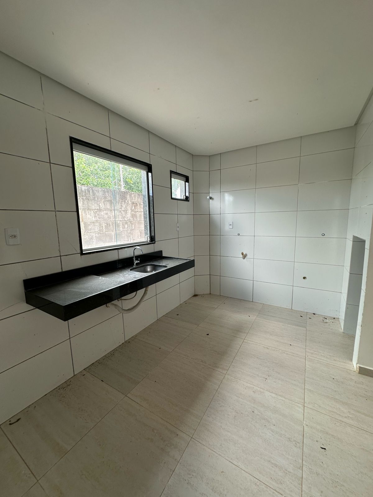 Imagens do imóveis ento Padrão á venda Térreo Francisco Simão por R$150.000,00 em Garanhuns-PE - Garanhuns/PE