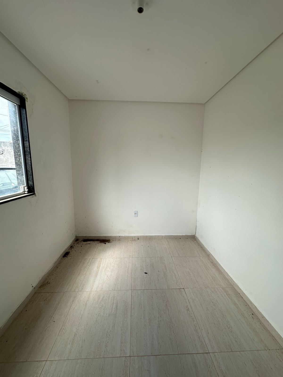 Imagens do imóveis ento Padrão á venda Térreo Francisco Simão por R$150.000,00 em Garanhuns-PE - Garanhuns/PE