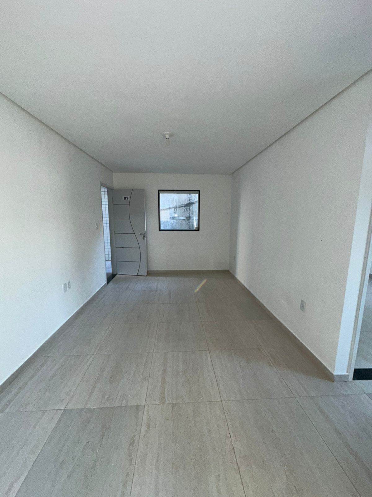 Imagens do imóveis ento Padrão á venda Térreo Francisco Simão por R$150.000,00 em Garanhuns-PE - Garanhuns/PE