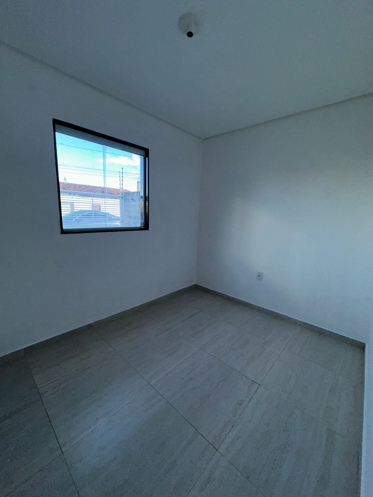 Imagens do imóveis ento Padrão á venda Térreo Francisco Simão por R$150.000,00 em Garanhuns-PE - Garanhuns/PE