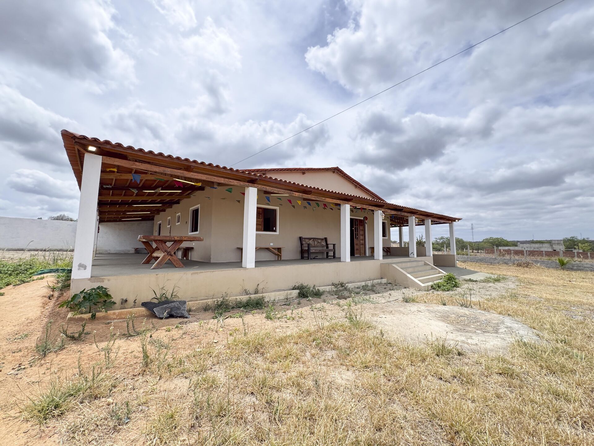 Imagens do imóveis Chácara com 3  quartos à venda, 200 m² por R$ 350.000,00 Garanhuns/PE