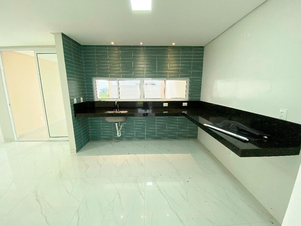 Imagens do imóveis Casa à venda no bairro Cidade das Flores - Garanhuns/PE.750.000,00