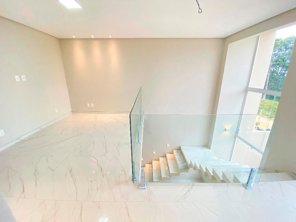 Imagens do imóveis Casa à venda no bairro Cidade das Flores - Garanhuns/PE.750.000,00