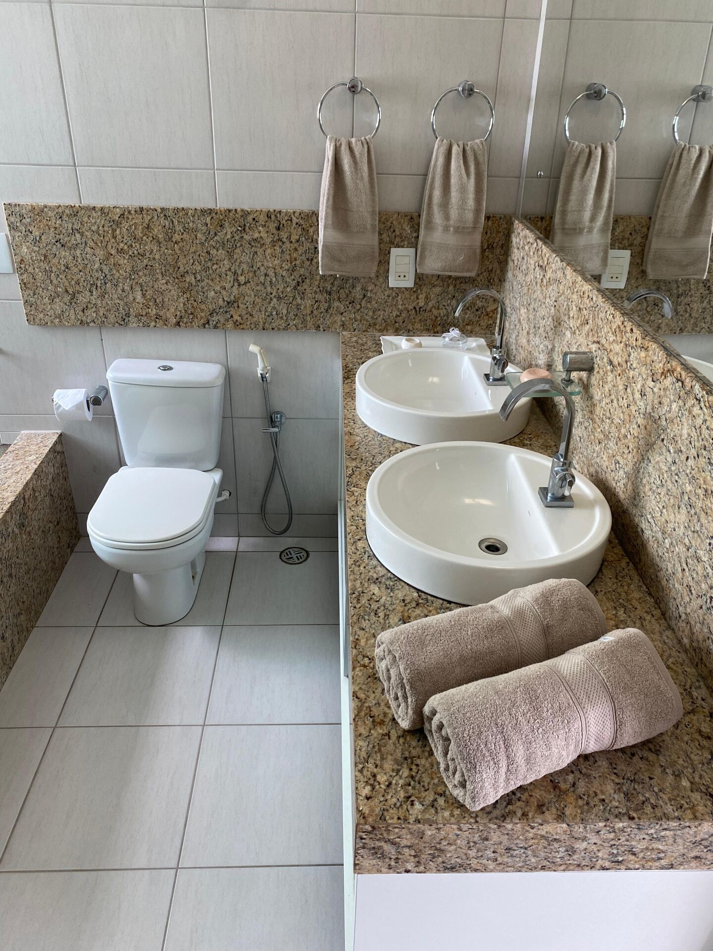 Casa Alto Padrão  com 5 quartos com suíte  355 m² à venda por R$ 1.600.000,00  -