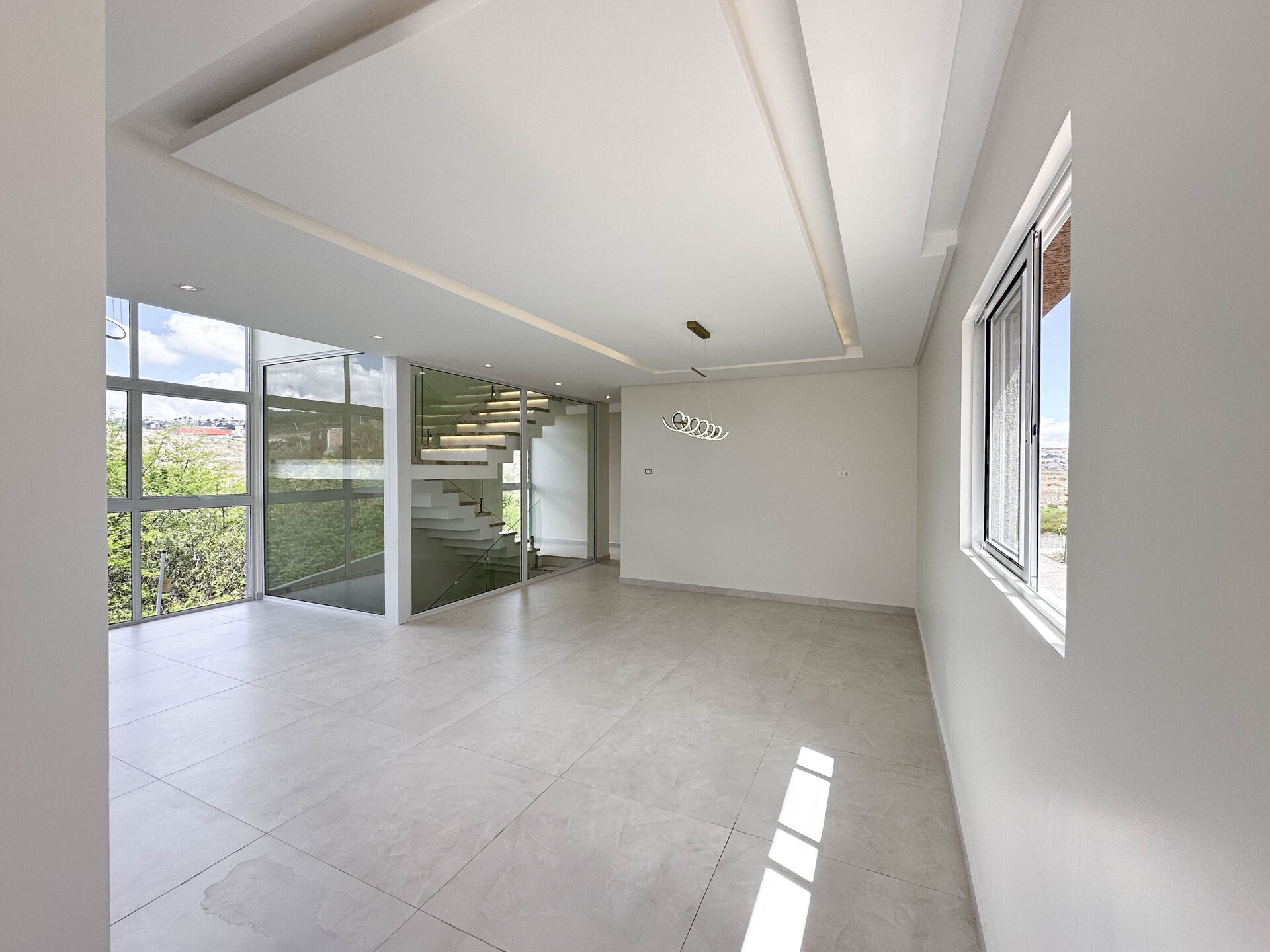 Imagens do imóveis Casa Alto Padrão á venda por R$ 2.200.000,00 no condominio Almedas Da Serra Privê