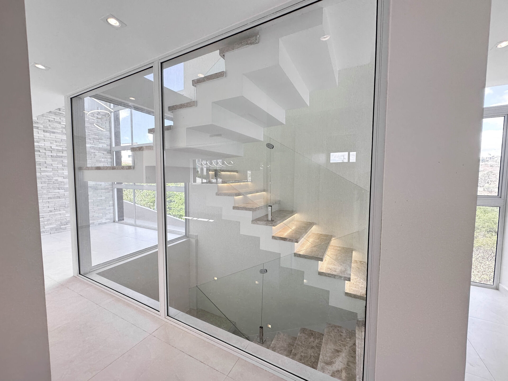 Casa Alto Padrão á venda por R$ 2.200.000,00 no condominio Almedas Da Serra Privê