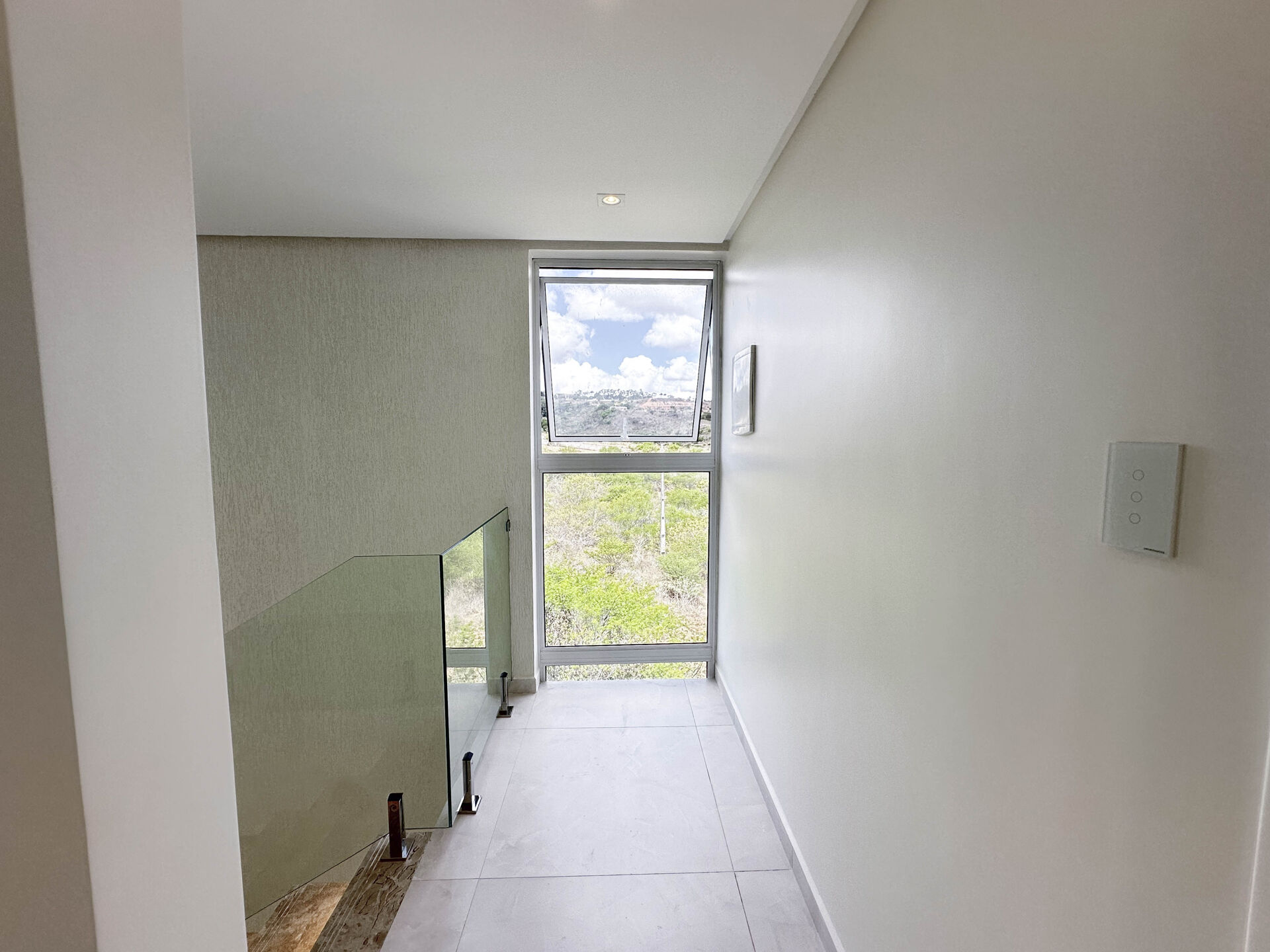 Casa Alto Padrão á venda por R$ 2.200.000,00 no condominio Almedas Da Serra Privê