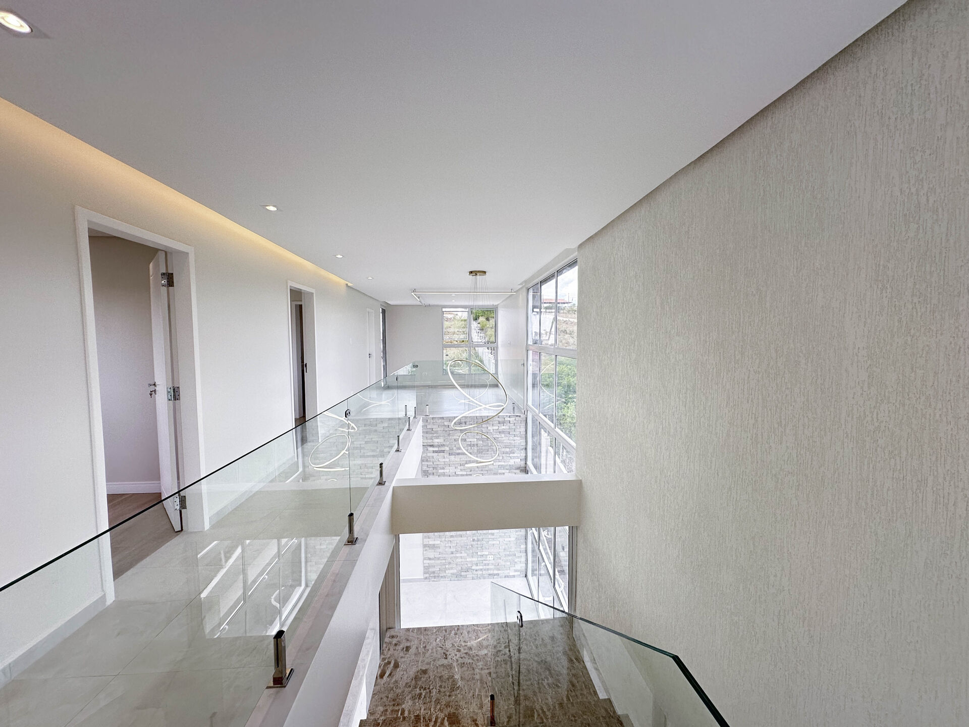 Casa Alto Padrão á venda por R$ 2.200.000,00 no condominio Almedas Da Serra Privê