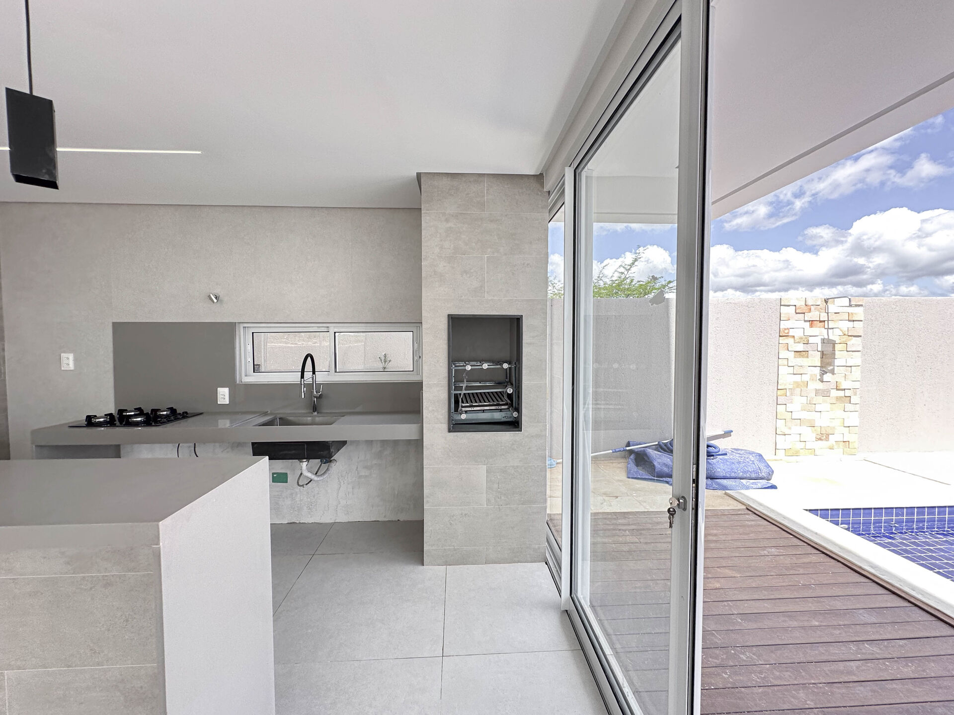 Casa Alto Padrão á venda por R$ 2.200.000,00 no condominio Almedas Da Serra Privê