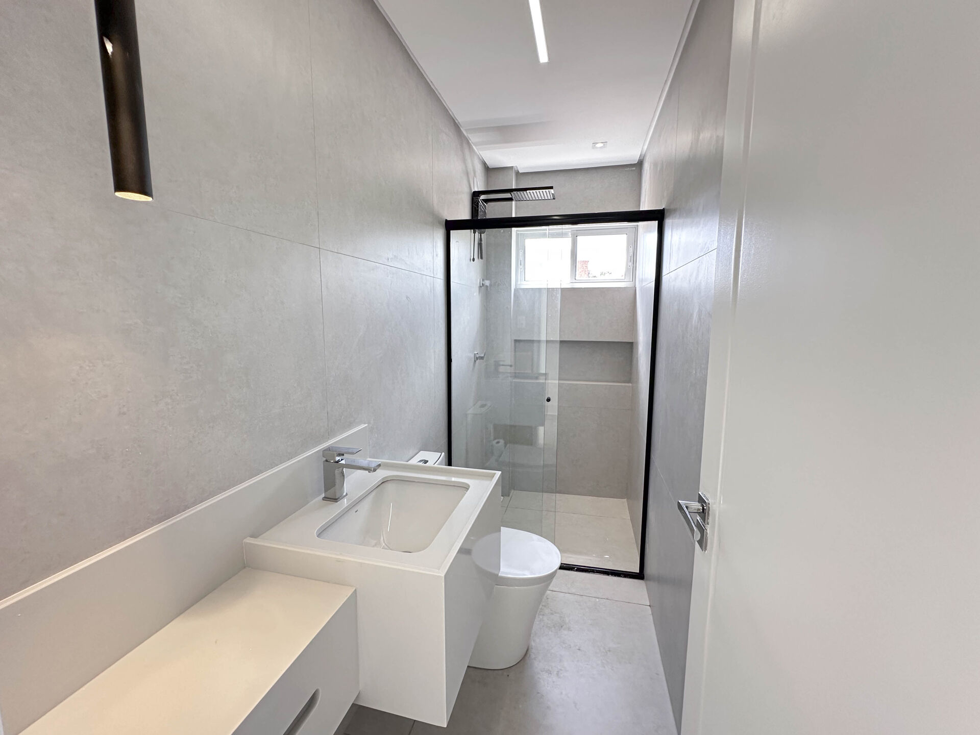 Casa Alto Padrão á venda por R$ 2.200.000,00 no condominio Almedas Da Serra Privê