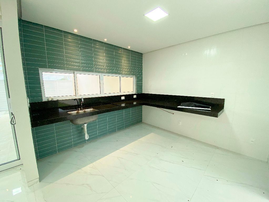 Casa para alugar no bairro Cidade das Flores em Garanhuns/PE