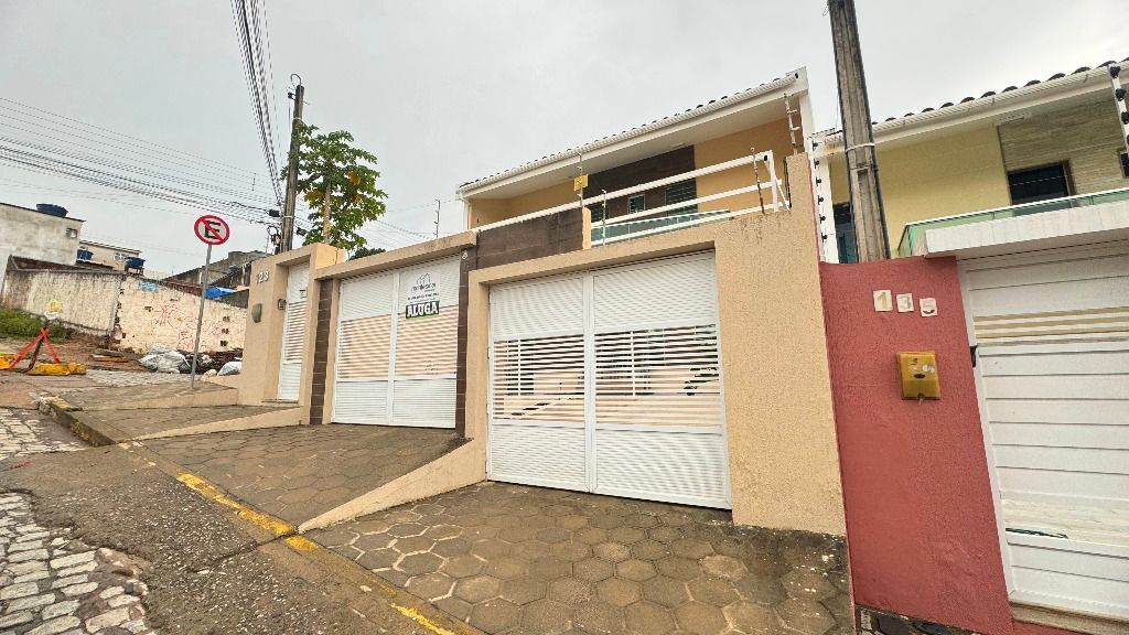 Imagens do imóveis Casa para aluguel por R$2.800,00 no Boa Vista