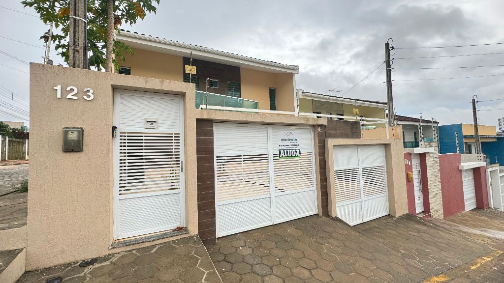 Imagens do imóveis Casa para aluguel por R$2.800,00 no Boa Vista